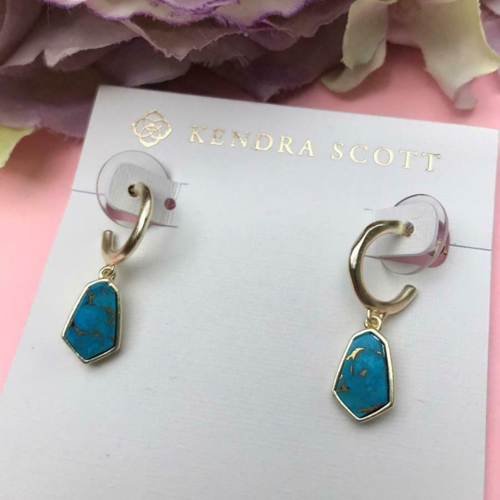 Kendra Scott Clove Huggie Hoop Earrings - Gold